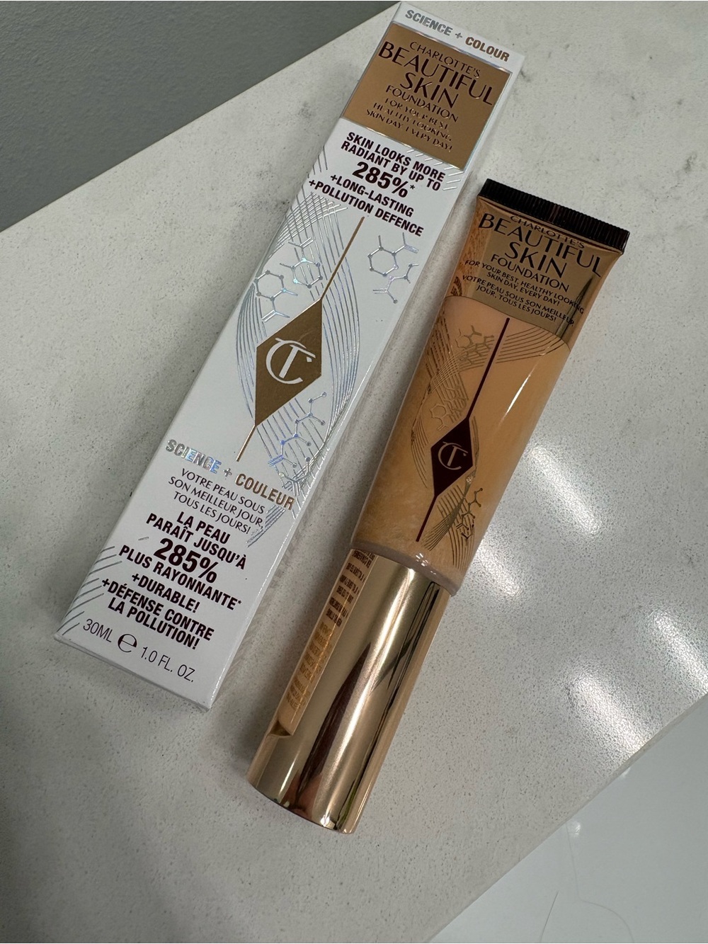 Charlotte Tilbury Flawless Finish Foundation 2 Neutral - NEW!